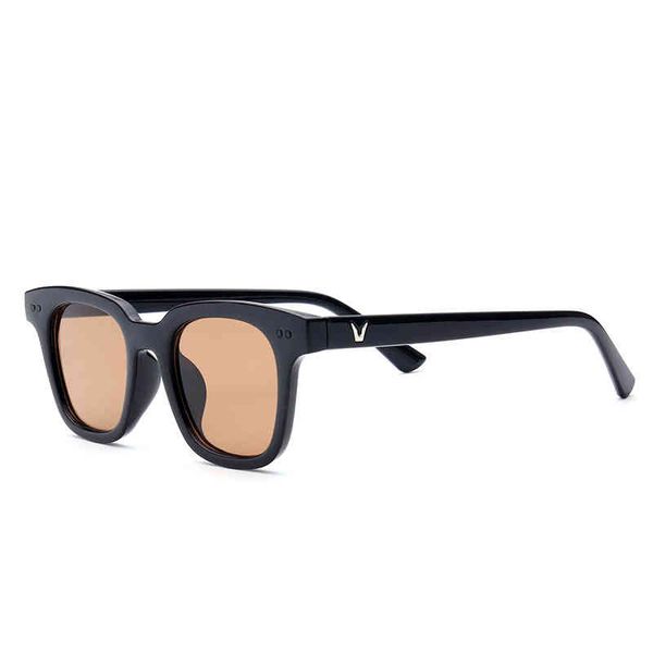 

2022 new fashion johnny depp style round clear tinted lens brand dign party show sunglass oculos de sol, White;black