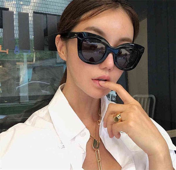 

new fancy fashion men's and women's fashion street shooting sunglasses personality cool optical glass 0ocv, White;black