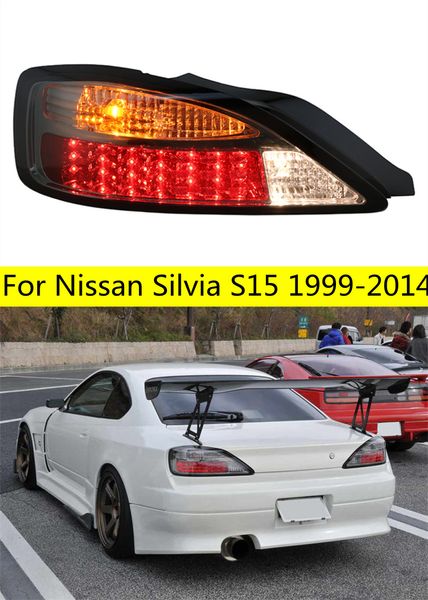 Auto Luci di Coda A LED Per Nissan Silvia S15 Fanale Posteriore A LED di Montaggio 1999-2014 Fanali Posteriori Lampada Posteriore Indicatori di Direzione Retromarcia Luce di Parcheggio