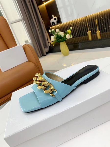 

flat slippers sandal in color goddess soft leather chain decoration steampunk style classic thick bottom ladies slippers foam , send box bag, Black