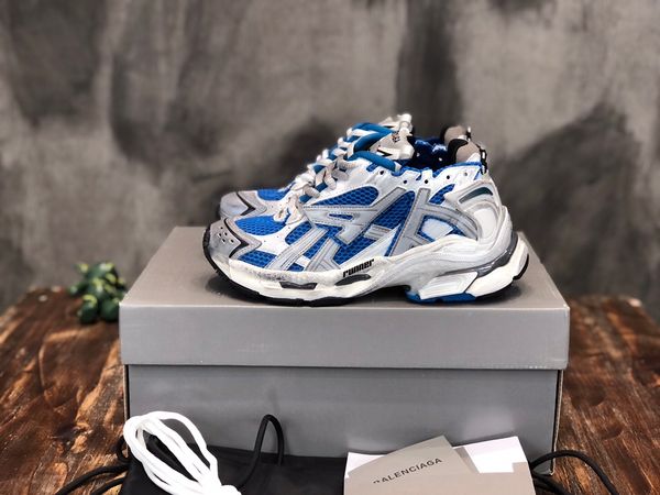 

runners 2022 new brand sport shoes fashion gift for birithday mothers fathers valentine thanksgiving christmas day