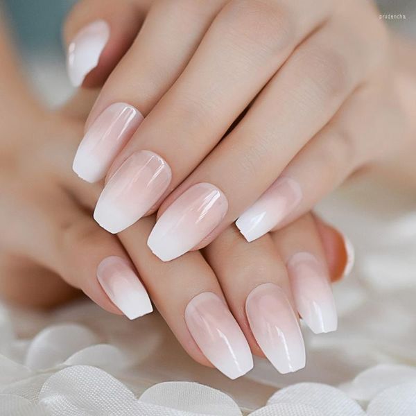 Uñas postizas Color desnudo gradiente ataúd uñas diseño Simple clásico francés fácil DIY UV Gel arte accesorios cubierta completa Z982 Prud22