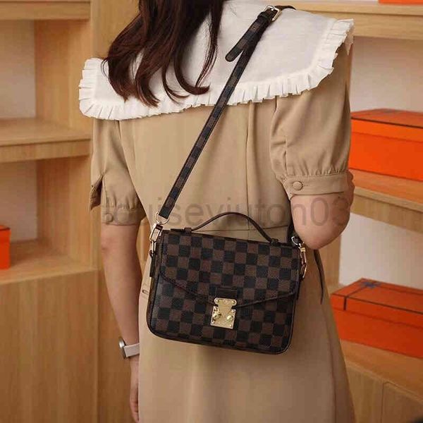 

designer l vs messenger bag man woman new popular female fashion brands retro postman bag versatile premium lvp bag l5.9in w1.9in h7.8in