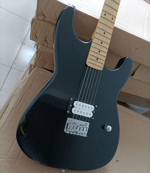 

6 strings black electric guitar with maple fretboard 22 frets