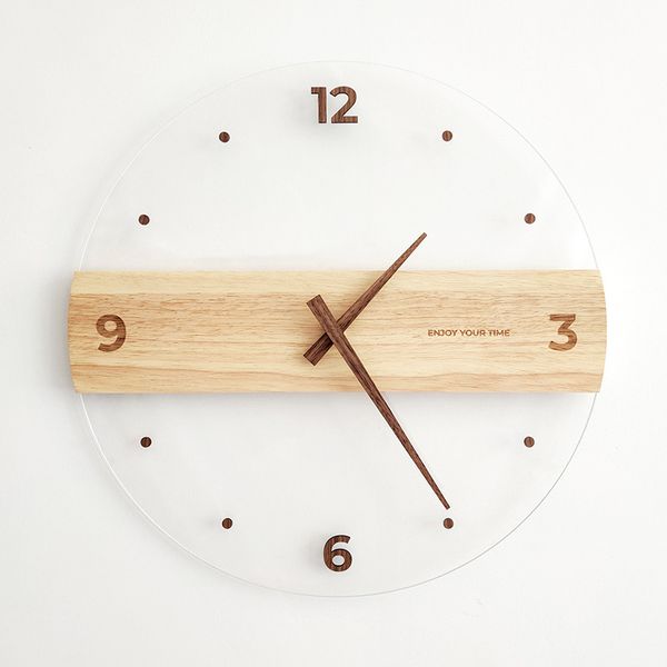 

Simple solid wood transparent glass silent wall clock in the living room wall clock