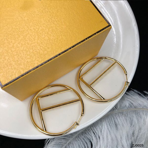Дизайнерские серьги классические минималистские буквы Золото золоты