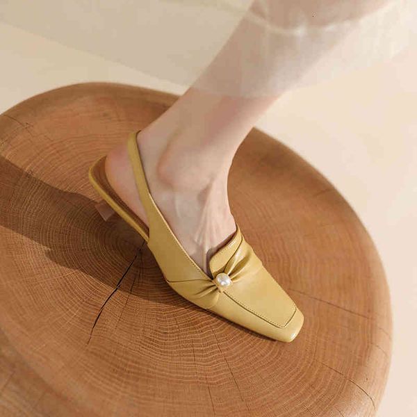 

sandals style shoes are fashionable versatile, the minority middle heel trips with baotou french small sals women wdri, Black