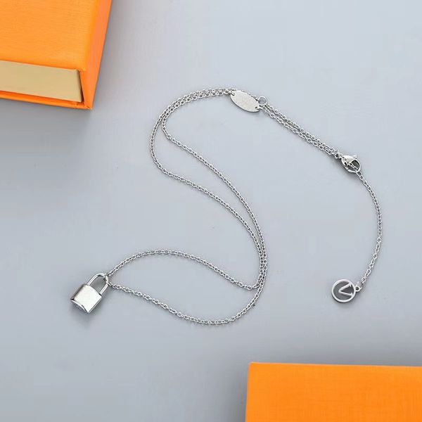 

pendant necklace designer love bracelcet gift classic l letter women mens fashion gold bracelets luxurys necklaces designers jewelry new who, Silver