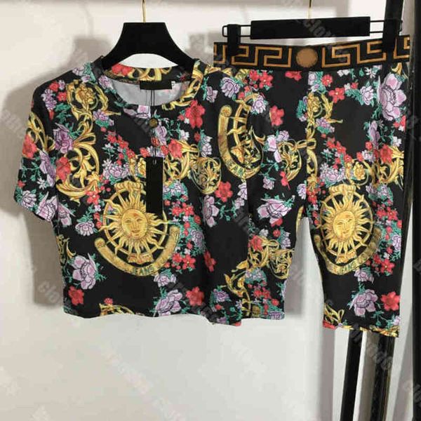 

women yoga pants leggings set printed t shirt two piece suit running tracksuit luxury short mouw crop high tail sport logo designer womens c, White