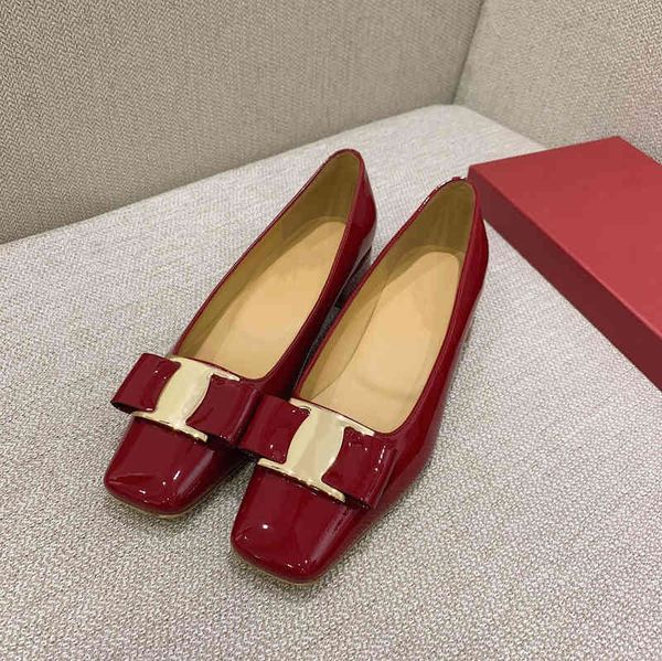 

dress shoes medium heels square head fashion women's leather shoes cow patent leather thick office professional commuting, Black