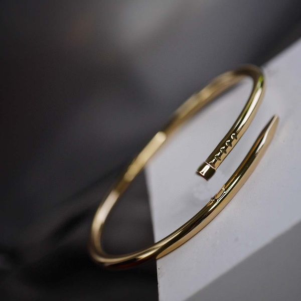 

2022 v gold luxury quality charm bangle thick nail bracelet in three colors plated for women and man wedding jewery gift have box ps7889, Black
