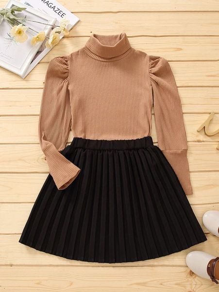 

girls' high neck bubble sleeve t-shirt and pleated skirt she, White