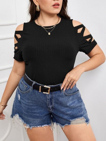 

plus crisscross cold shoulder tee q60x#, Black