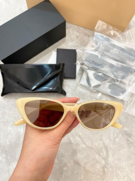 

sunglasses men and women summer style crella anti-ultraviolet retro plate full frame eyeglasses random box, White;black