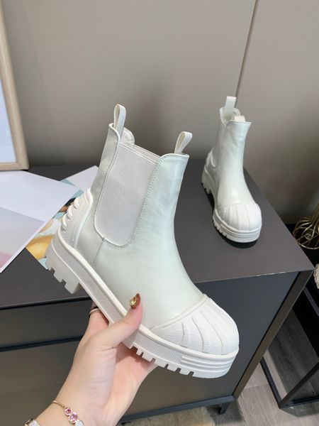

shoes selling casual boots women's flat non-slip luxury design
