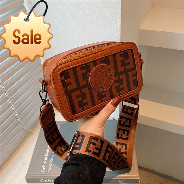 

new fashion zipper wide cute womens shoulder trendy small square leather bag female korea concise solid handbag