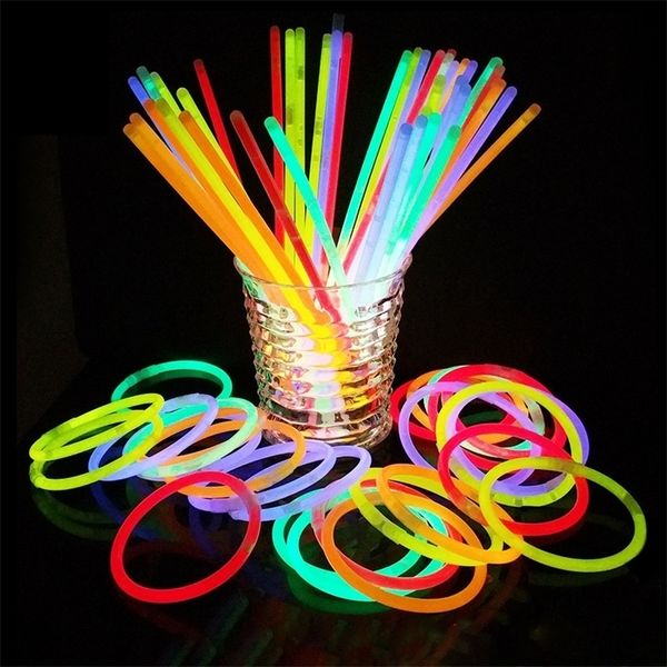 50100Pcs Glow Safe Stick Collana Bracciali 7 colori fluorescenti per eventi Festive Party Concert Decor Neon Light 220812