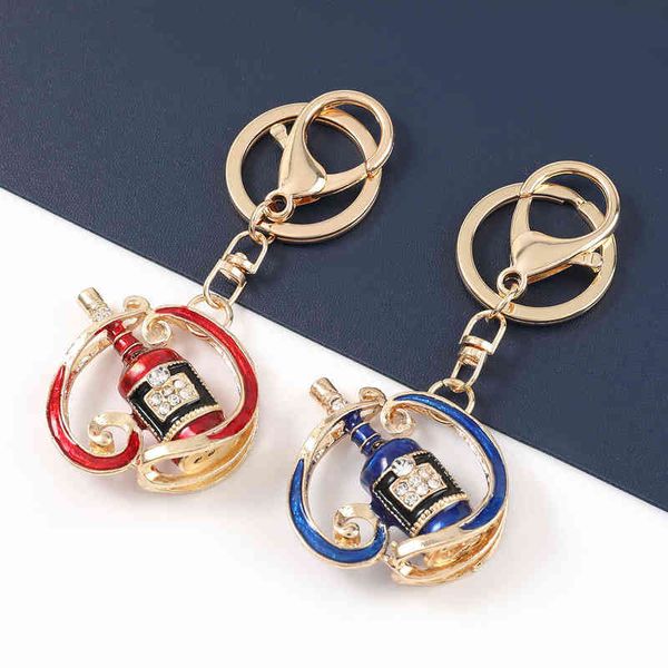 Fashion Metal Dripping Oil Rhinestone Wine Bottle Bottlechain Tastiera Auto Female Accessori Campus AA220318 AA220318