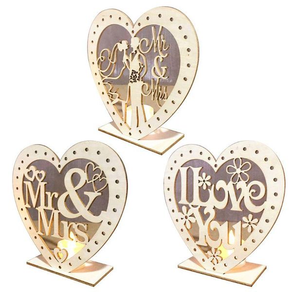 Decorazioni natalizie Ornamenti in legno per matrimoni MRMRS Piatto pendente romantico a forma di cuore con ornamento luminoso a LED Decorazione per la casa D