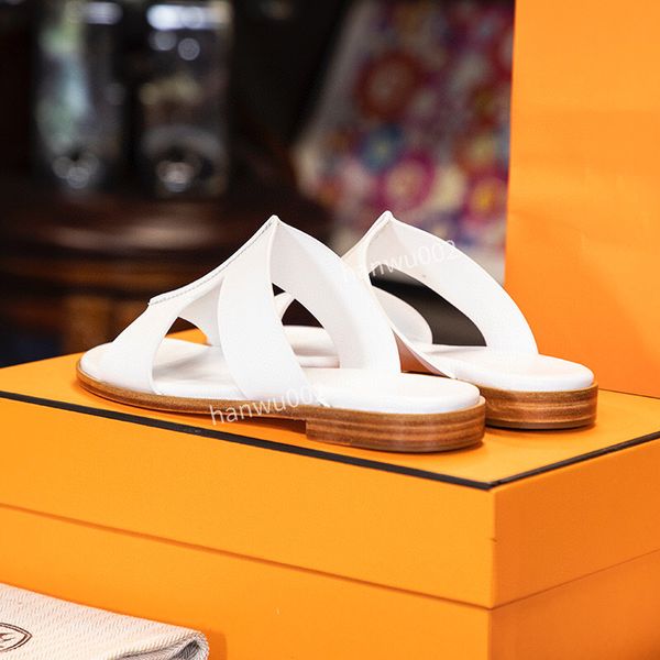 

2022 latest women slippers designer slipper lazy beach sandals calfskin slides summer flat scuffs sandal size35-40 fl220310, Black