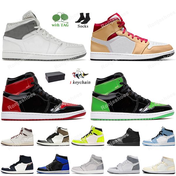 1s Scarpe da pallacanestro alte Moda Donna Uomo Jumpman 1 Designer Sneakers Paris White Surfaces Patent Bred Green Dark Mocha University Blue Cactus Jack Trainers Sport