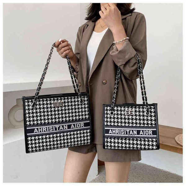 

fashion bag 70% off online sale wholesale women's 2022 new versatile shoulder diagonal cross net red tote simple large capacity bag