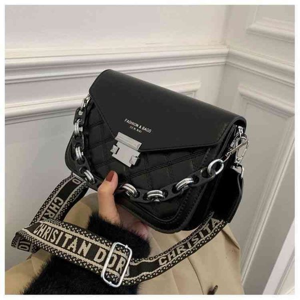 

2022 factory wholesale new senior texture bag female minority autumn and winter fashion versatile net red chain broadband one shoulder messe