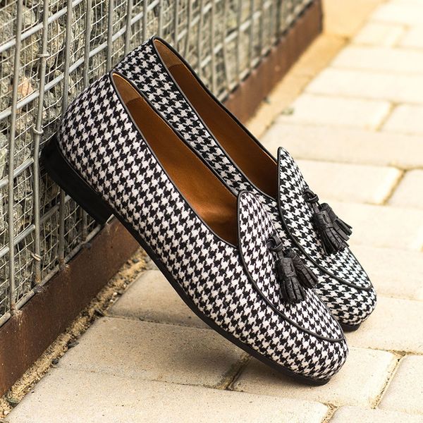 

Loafers Men Shoes Microfiber Solid Color Low-heeled Casual Fashion Classic Tassel Light Lazy Driving Houndstooth Peas Shoes DP386, Clear