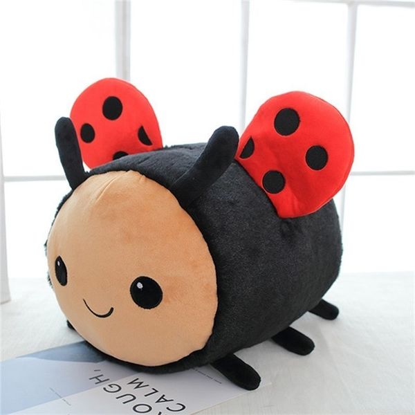 20 cm carina peluche di peluche coccinella che attraversa giocattoli per bambini Juguetes Speelgoed peluche di peluche per bambini giocattoli decorativi per la casa per bambini LJ201126