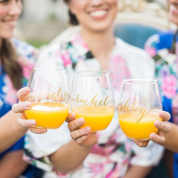 Personalisierte benutzerdefinierte Name Weingläser ohne Stiel für Cocktails Milchsaft Teetasse transparentes Trinkgeschirr Hochzeitsfeier begünstigt Geschenke 220707