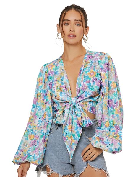 

allover floral print lantern sleeve knot front crop blouse u1cj#, White