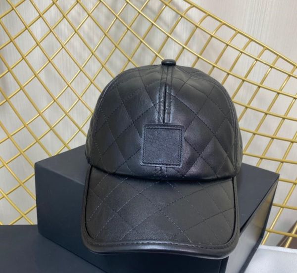 Cappelli da baseball in pelle per donna 2022 Designer invernale Lettera a tesa larga stampata con osso curvo Snapback Cappellino da sole Hip Hop Streetwear