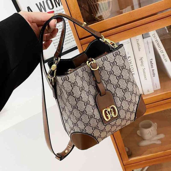 

fashion women's 2022 spring tide bucket bag large capacity versatile s