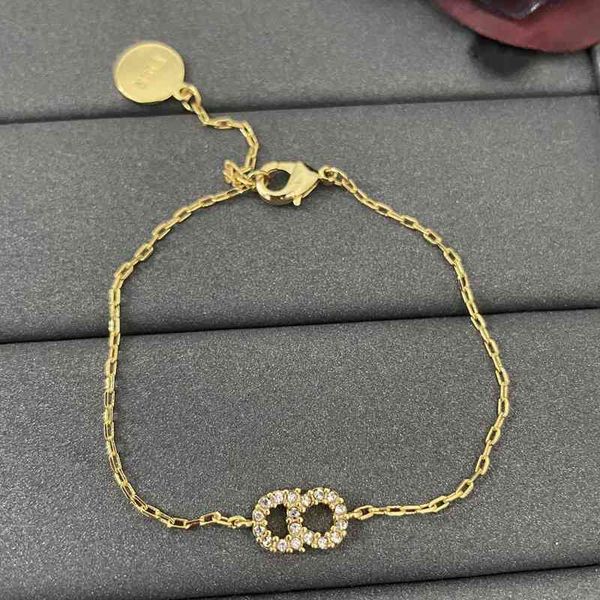 

fashion brand jewelry new luxury bracelet wholesale family letter pearl diamond female version, Silver