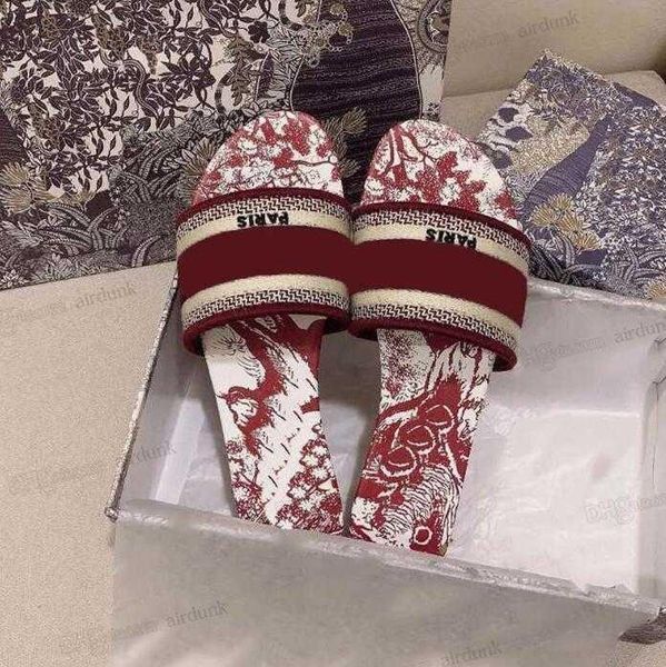 

2022 paris dies designer shoes paris embroidered dazzle dways slippers sandals women ladies summer beach striped flip flops flat slide slipp, Black