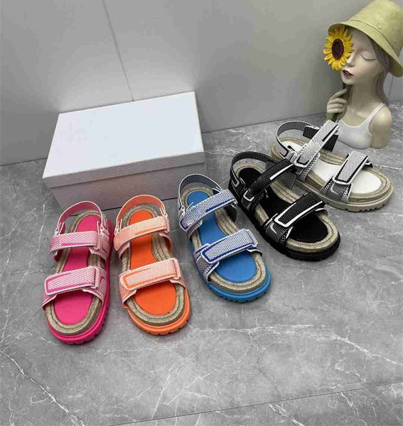 

2022 famous brand ladies act sandals classic luxury beach shoes designer women's summer shoe walking footwear for girl hemp rope sole l, Black
