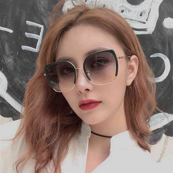 

red, sunglasses model same sunglasses, twisted edge metal frame, women fashion trendsetter glasses. dd47, White;black