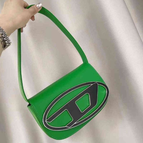 

diese underarm bag women's summer niche design shoulder jingle bag simple and versatile contrast handbag 220712