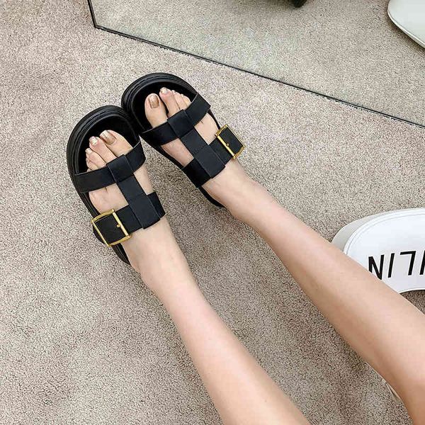

slippers women wear 2022 new fashion net red sandals thick soled sandals flat bottomed beach shoes outside in summer, Black