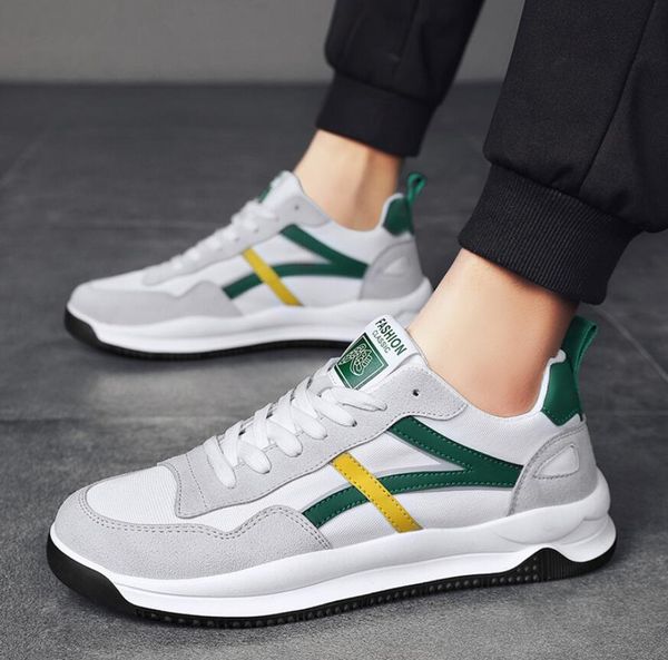 

2022 men causal shoes breathable men sport shoes sneakers outdoors lace-up shoes