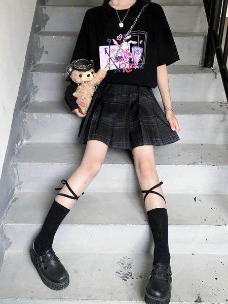 Женская футболка Qweek y2k Egirl Аниме графики T Рубашки Женщина Harajuku Streetwear JK Пары футболки мягкая девушка черный короткий рукав вершины 2022 Summ Summ