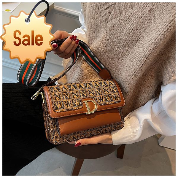 

fashion new texture women's buckle cute womens shoulder trendy small square leather bag female korea concise solid handbag