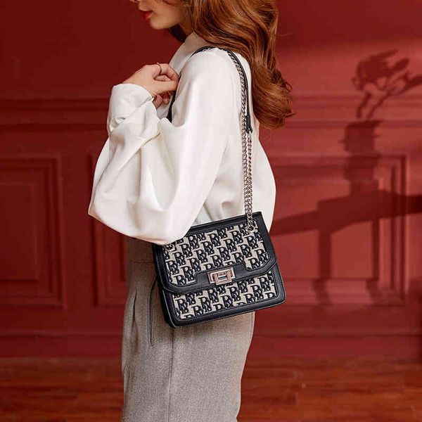 

purses women's messenger new foreign style chain small square high sense popular one shoulder bag