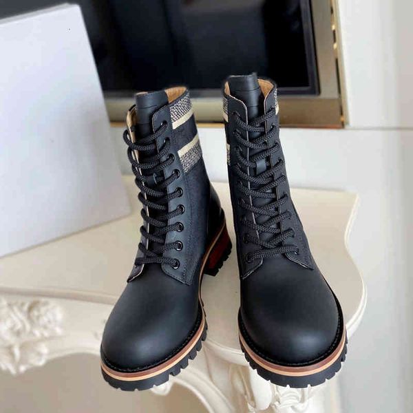 

black ankle biker boots women luxury designers shoes block low heel lace-up booties quest leather embroidered chunky combat aic4