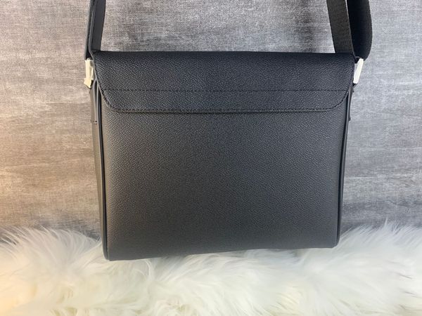 

mikoms brand classic designer 2021 men messenger bags cross body bag school bookbag shoulder handbags man trendy purses wholesale fashion ha