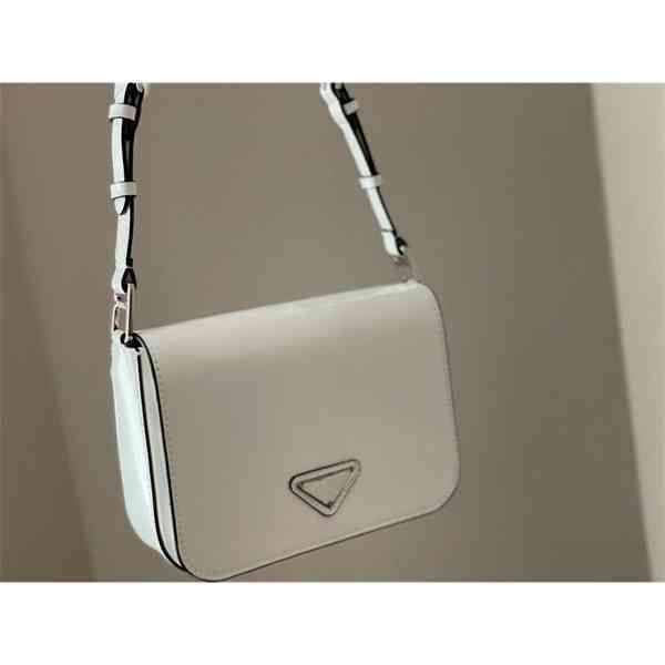 

purse online 21 new wide strap flip standard medieval patent leather sling shoulder armpit messenger tofu bag women's fashion purse