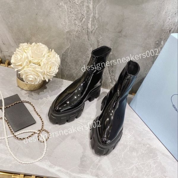 

2022 luxury designer casual shoes red sole low flat spikes flats black blue suede silver diamond mens womens sneakers zh211024