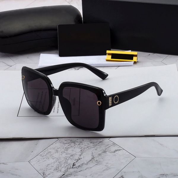 

Designer Fashion Sunglasses Man Woman Summer Outdoor Polarized Glasses Rectangle Senior Eyewear Adumbral 6 Color Optional