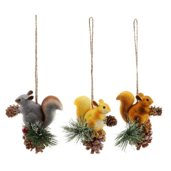 Gartendekorationen lebensechter Eichhörnchen Weihnachtshängeschaum -Ornamente Heimtür Wandbaum Dekor Innen im Freien Ornament DIY Crafts Suppliesg