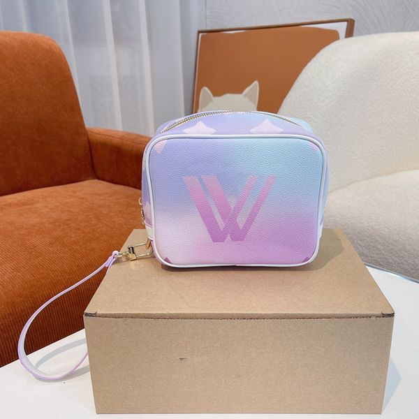 

classic print women cosmetic bags gradient handbag luxurys designers shouder crossbody bag genuine leather messenger ladies travel handbags